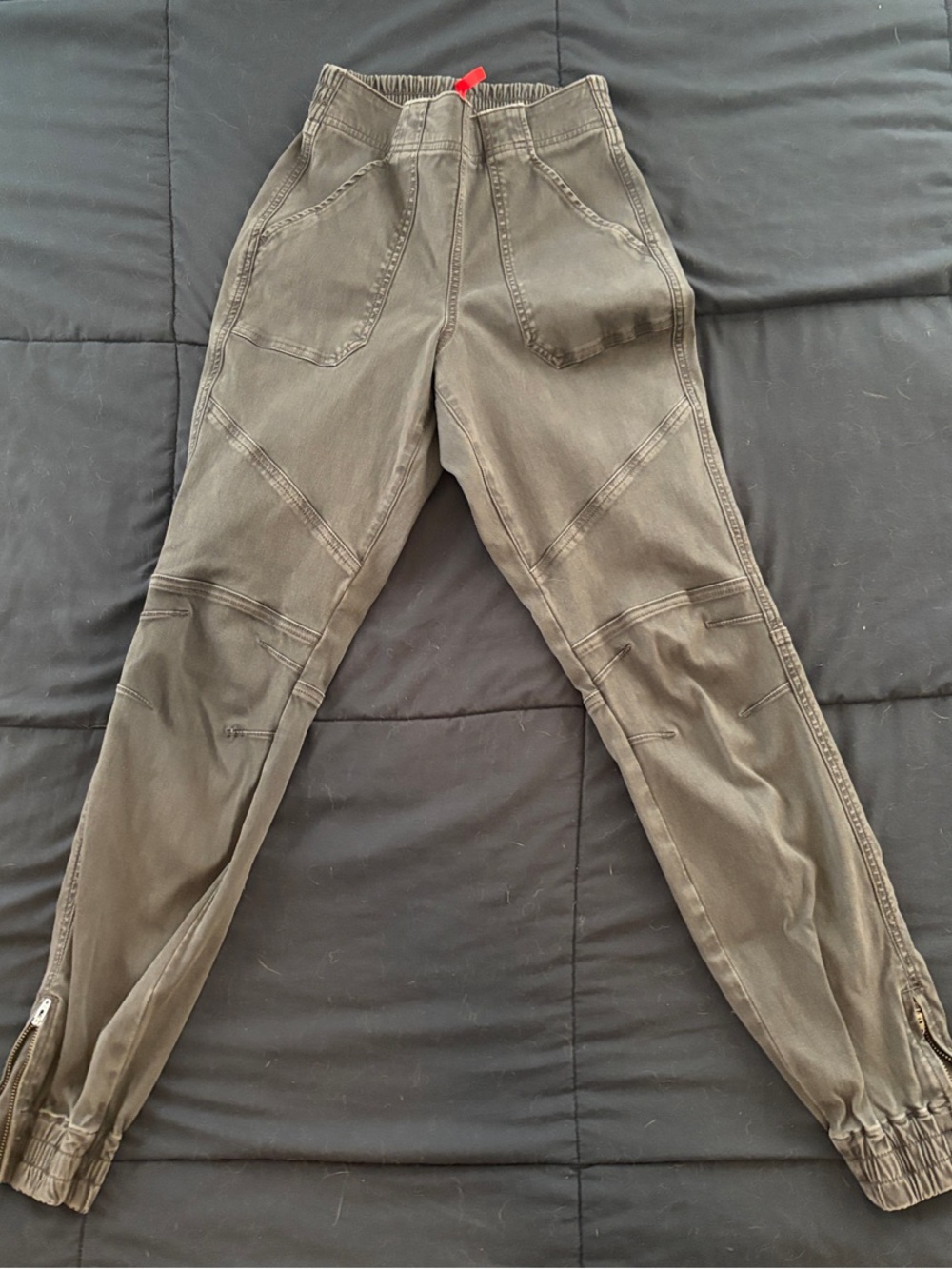 Spanx Casual Utility Jogger Pants in Olive Green